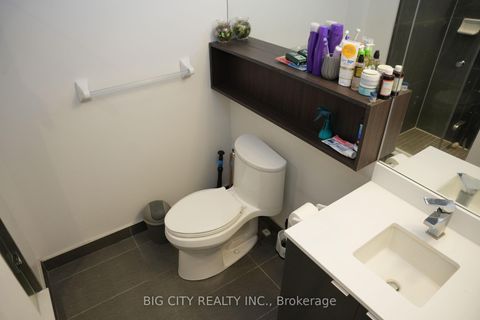 Photo 16 at 716 - 60 Princess Street, Waterfront Communities C8, Toronto