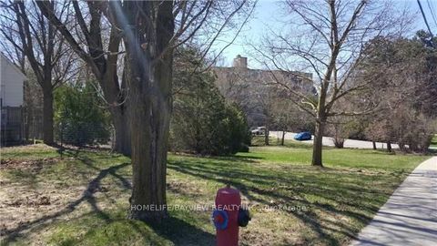 Photo 3 at 66 Roxborough Road, College Manor, Newmarket