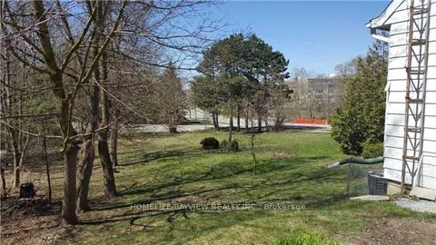 Photo 5 at 66 Roxborough Road, College Manor, Newmarket