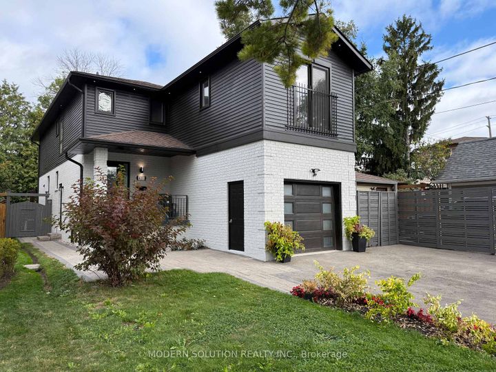 Photo 1 at 617 Curzon Avenue, Lakeview, Mississauga