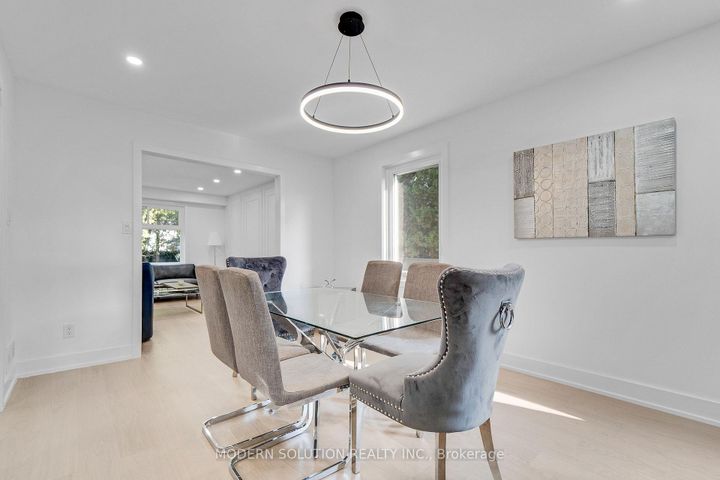 Photo 9 at 617 Curzon Avenue, Lakeview, Mississauga