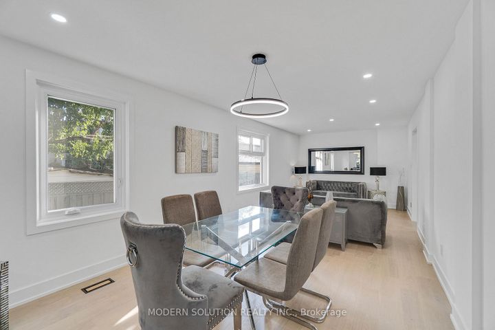 Photo 10 at 617 Curzon Avenue, Lakeview, Mississauga