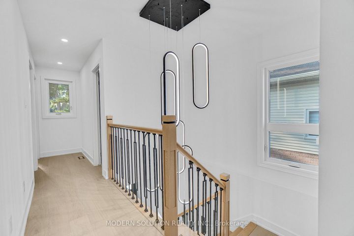 Photo 19 at 617 Curzon Avenue, Lakeview, Mississauga