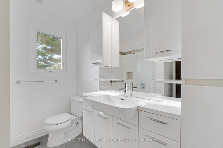 Photo 28 at 617 Curzon Avenue, Lakeview, Mississauga