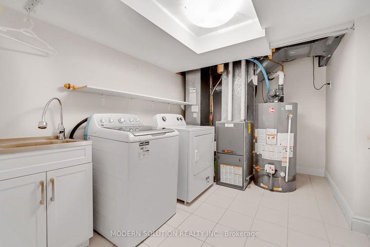 Photo 40 at 617 Curzon Avenue, Lakeview, Mississauga