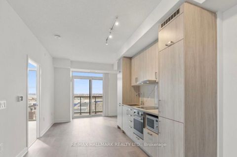 Photo 2 at 820 - 60 Honeycrisp Crescent, Vaughan Corporate Centre, Vaughan
