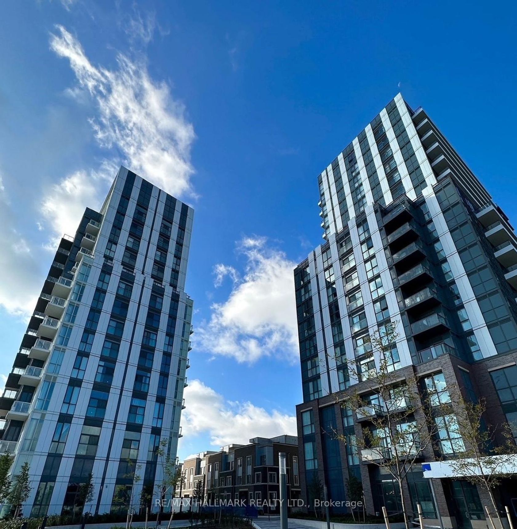 820 - 60 Honeycrisp Crescent, Vaughan Corporate Centre, Vaughan 