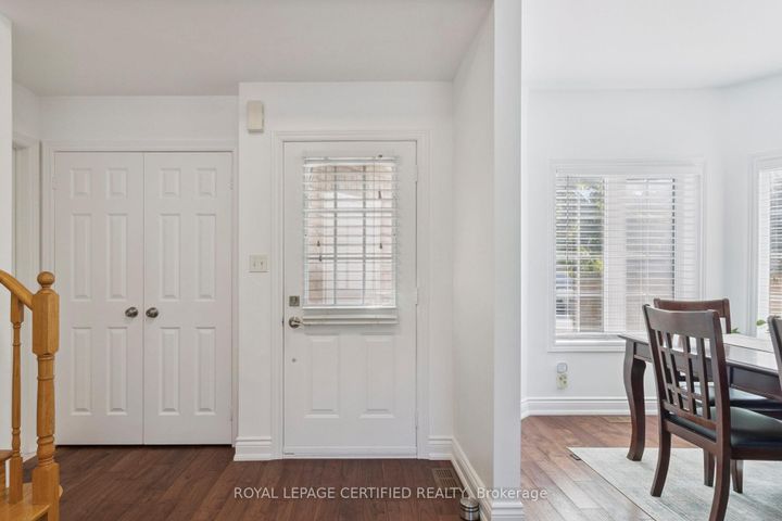 Photo 5 at 1 - 530 Driftcurrent Drive, Hurontario, Mississauga