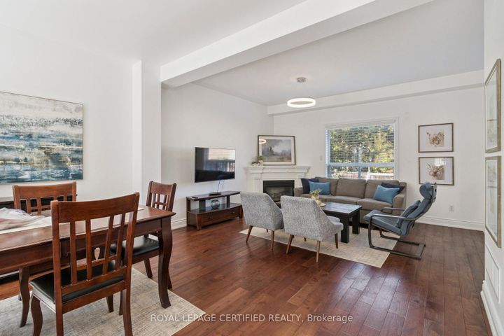 Photo 7 at 1 - 530 Driftcurrent Drive, Hurontario, Mississauga