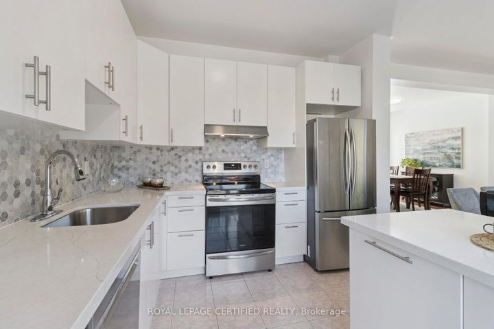 Photo 20 at 1 - 530 Driftcurrent Drive, Hurontario, Mississauga