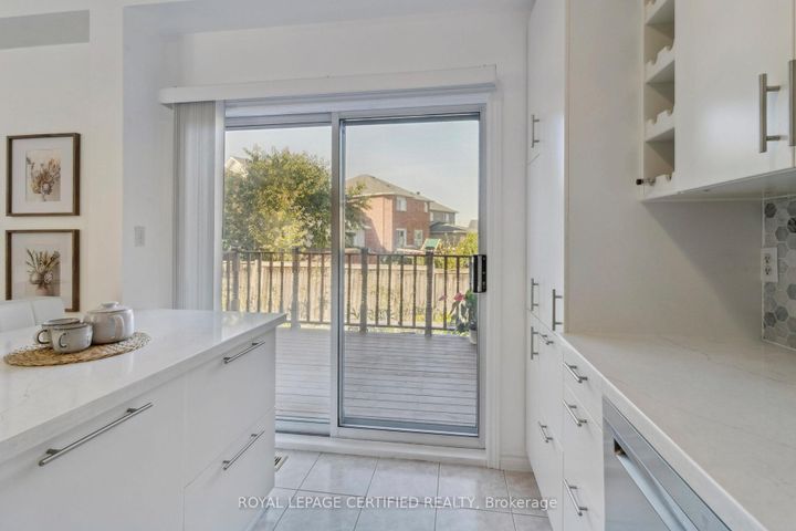Photo 25 at 1 - 530 Driftcurrent Drive, Hurontario, Mississauga