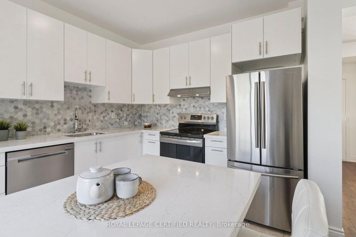 Photo 26 at 1 - 530 Driftcurrent Drive, Hurontario, Mississauga