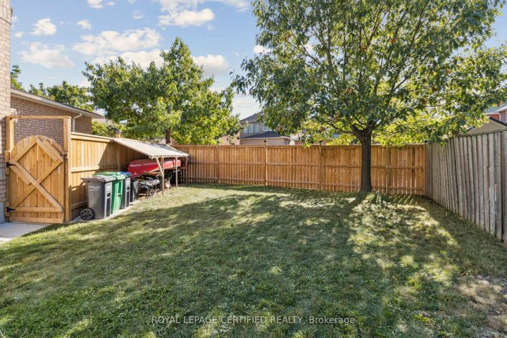 Photo 45 at 1 - 530 Driftcurrent Drive, Hurontario, Mississauga