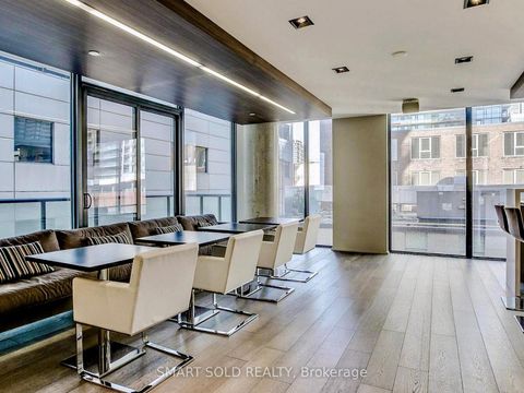 Photo 22 at 801 - 101 Peter Street, Waterfront Communities C1, Toronto