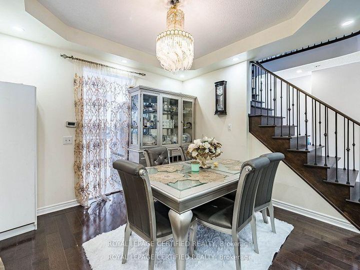Photo 7 at 5 Treeline Boulevard, Vales of Castlemore, Brampton