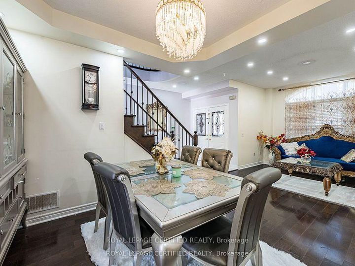 Photo 8 at 5 Treeline Boulevard, Vales of Castlemore, Brampton