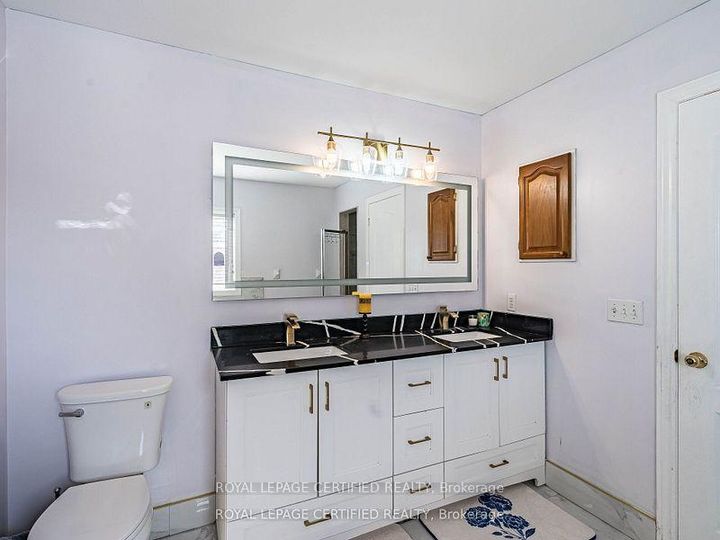 Photo 27 at 5 Treeline Boulevard, Vales of Castlemore, Brampton
