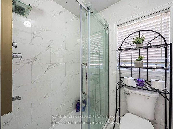 Photo 39 at 5 Treeline Boulevard, Vales of Castlemore, Brampton
