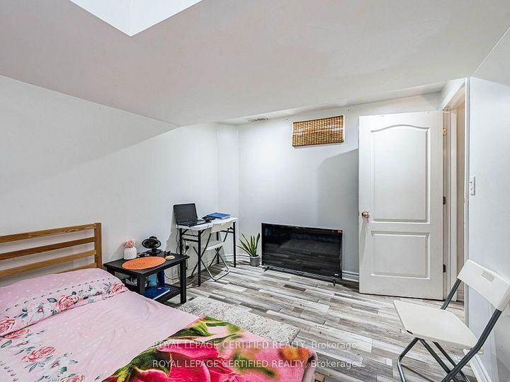 Photo 46 at 5 Treeline Boulevard, Vales of Castlemore, Brampton