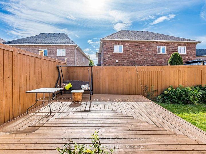 Photo 47 at 5 Treeline Boulevard, Vales of Castlemore, Brampton