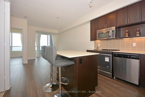 Photo 2 at 2004 - 18 Graydon Hall Drive, Donalda, Toronto
