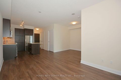 Photo 6 at 2004 - 18 Graydon Hall Drive, Donalda, Toronto