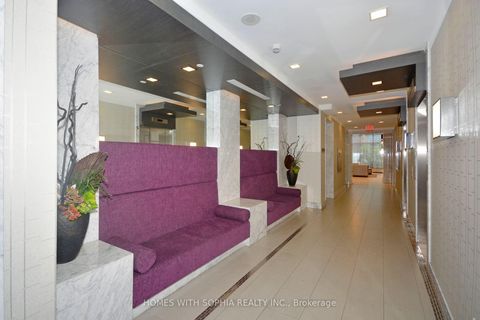 Photo 21 at 2004 - 18 Graydon Hall Drive, Donalda, Toronto