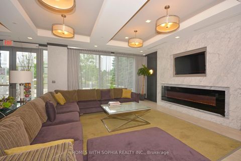 Photo 26 at 2004 - 18 Graydon Hall Drive, Donalda, Toronto