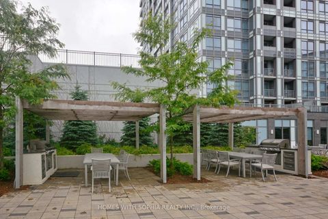 Photo 32 at 2004 - 18 Graydon Hall Drive, Donalda, Toronto