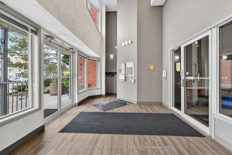 Photo 4 at B08 - 126 Bell Farm Road E, Alliance, Barrie