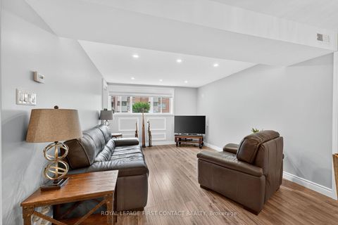 Photo 13 at B08 - 126 Bell Farm Road E, Alliance, Barrie