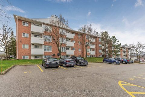 Photo 28 at B08 - 126 Bell Farm Road E, Alliance, Barrie