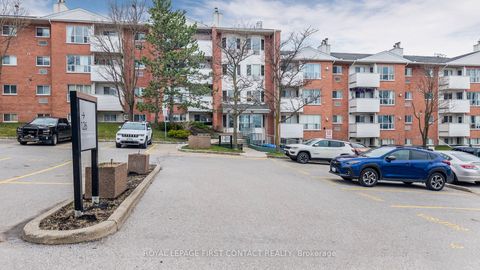 Photo 32 at B08 - 126 Bell Farm Road E, Alliance, Barrie