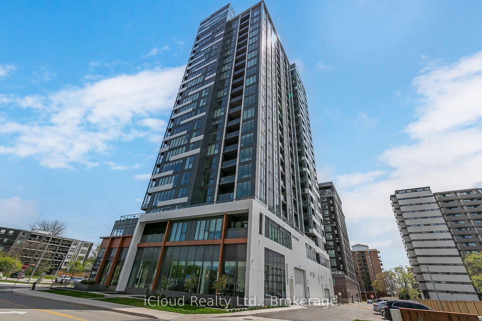 2002 - 500 Brock Avenue, Brant, Burlington 