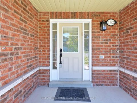 Photo 1 at 1192 Mary-Lou Street, Alcona, Innisfil