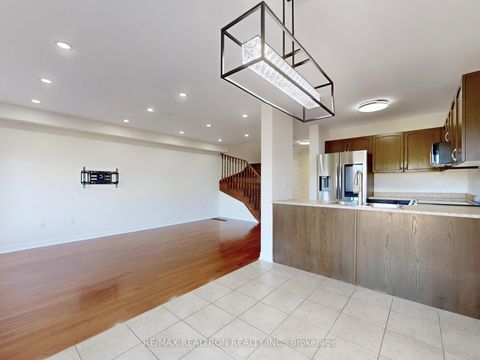 Photo 10 at 1192 Mary-Lou Street, Alcona, Innisfil