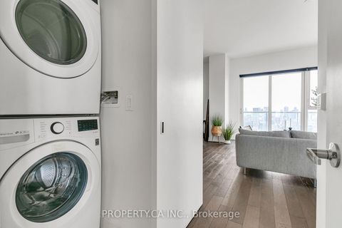Photo 31 at 403 - 10 Prince Arthur Avenue, Annex, Toronto