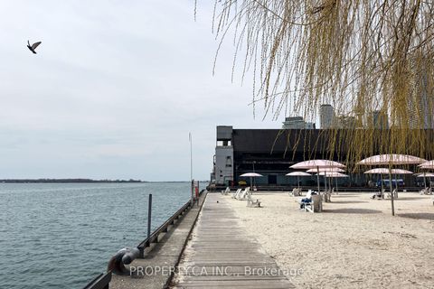 Photo 39 at 403 - 10 Prince Arthur Avenue, Annex, Toronto