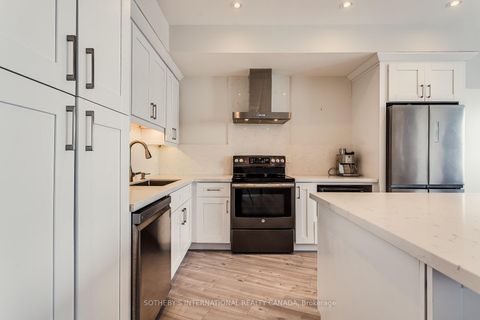 Photo 11 at 3408 - 33 Harbour Square, Waterfront Communities C1, Toronto