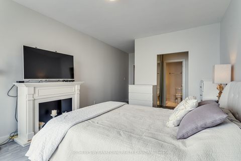 Photo 24 at 3408 - 33 Harbour Square, Waterfront Communities C1, Toronto