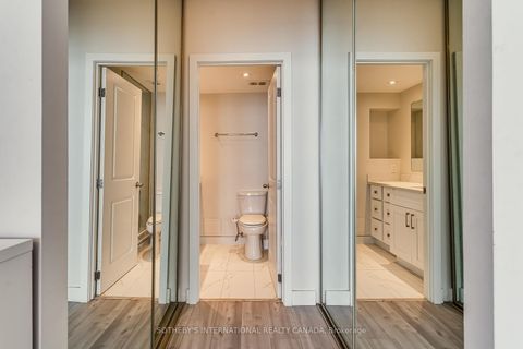 Photo 25 at 3408 - 33 Harbour Square, Waterfront Communities C1, Toronto