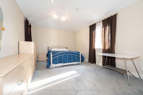 Photo 18 at 125 Anthony Road, CFB, Toronto