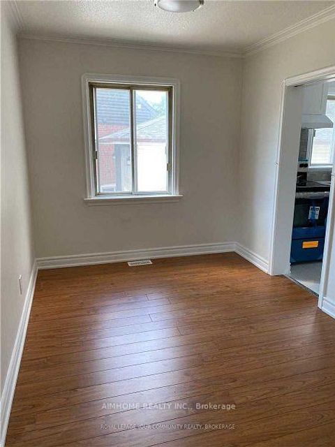 Photo 1 at 18 Ilfracombe Crescent, Maryvale, Toronto