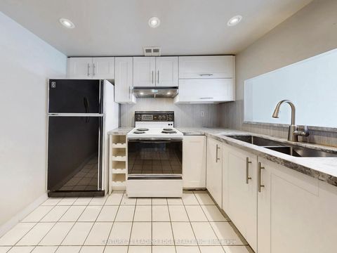 Photo 10 at PH404 - 5785 Yonge Street, Newtonbrook East, Toronto