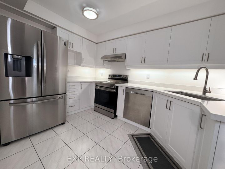Photo 4 at 55 - 9900 McLaughlin Road N, Fletcher's Creek Village, Brampton