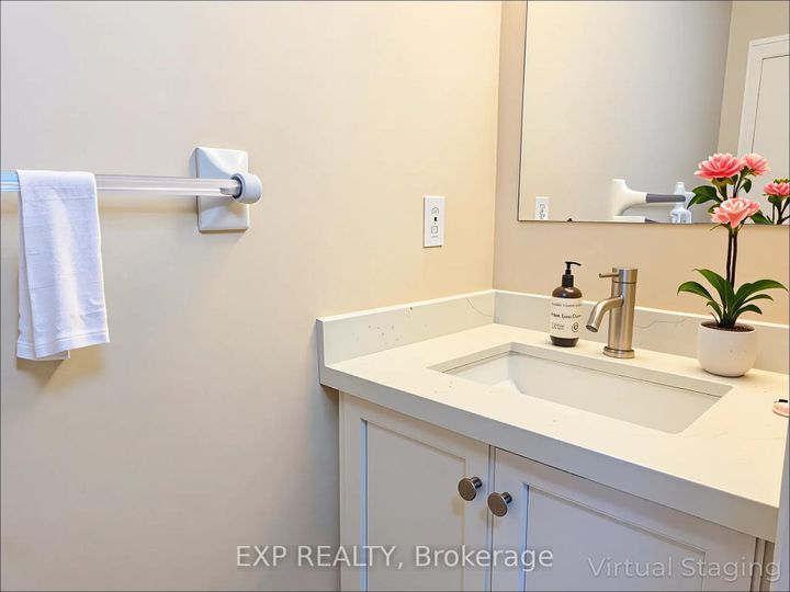 Photo 5 at 55 - 9900 McLaughlin Road N, Fletcher's Creek Village, Brampton
