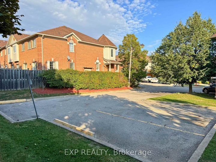 Photo 34 at 55 - 9900 McLaughlin Road N, Fletcher's Creek Village, Brampton