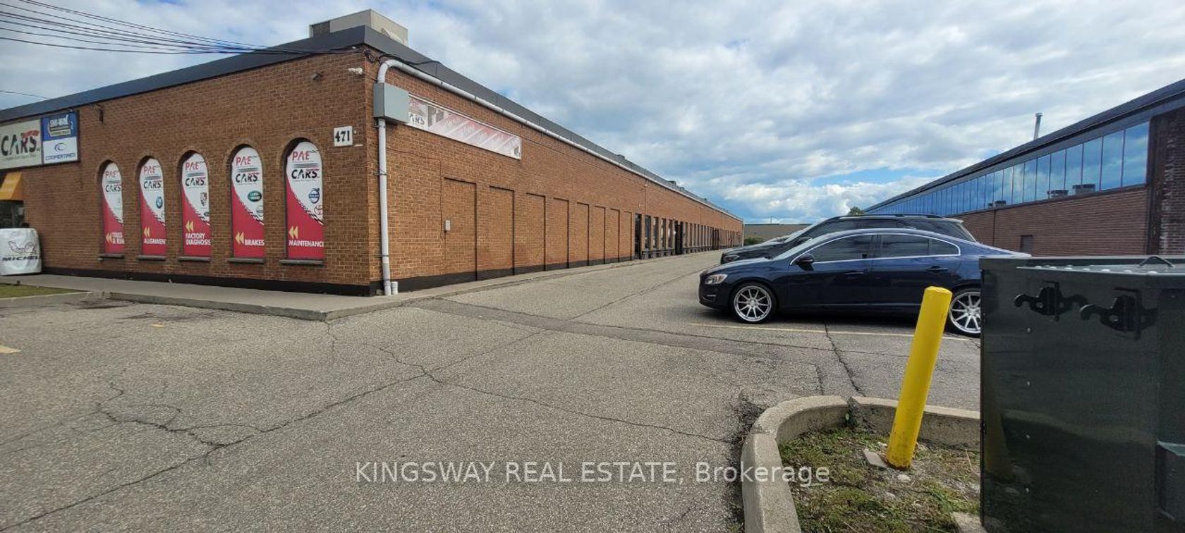 471 Garyray Drive, Humber Summit, Toronto photo number 2