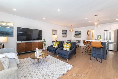 Photo 11 at 83 Cairnside Crescent, Pleasant View, Toronto