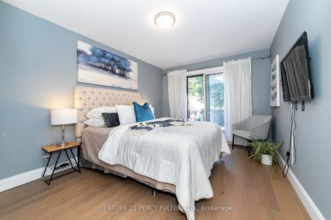 Photo 17 at 83 Cairnside Crescent, Pleasant View, Toronto